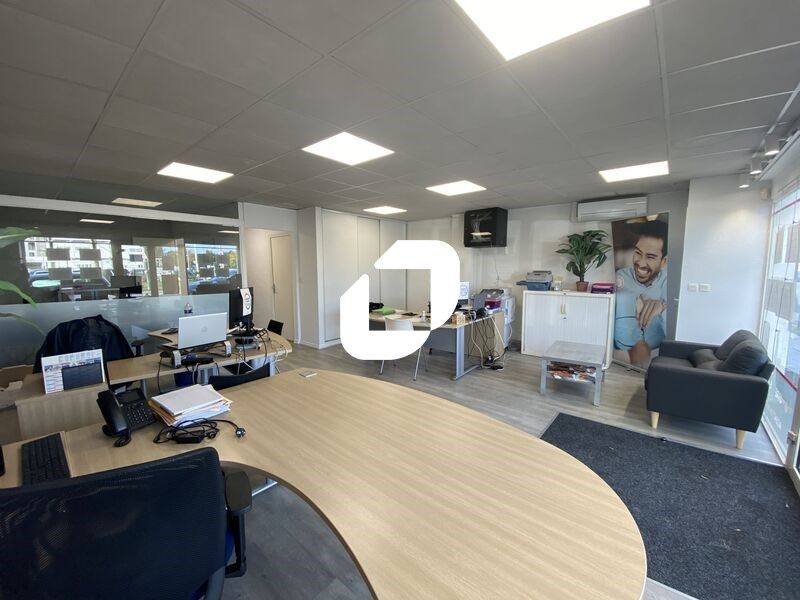 Sur un axe très passant, IMMPROVE vous propose à 