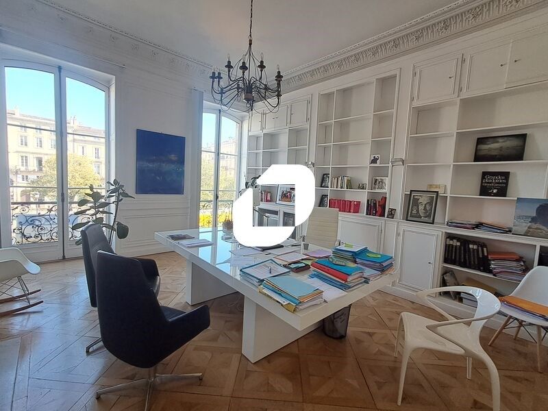 Au coeur de l'hyper-centre de Bordeaux, IMMPROVE 