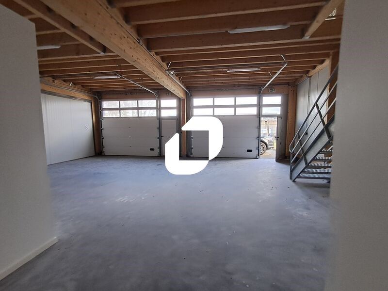 A proximité de la sortie de l'A10, IMMPROVE vous 