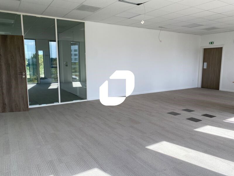 Sur le site de l'aéroport et au coeur de l'OIM Bo