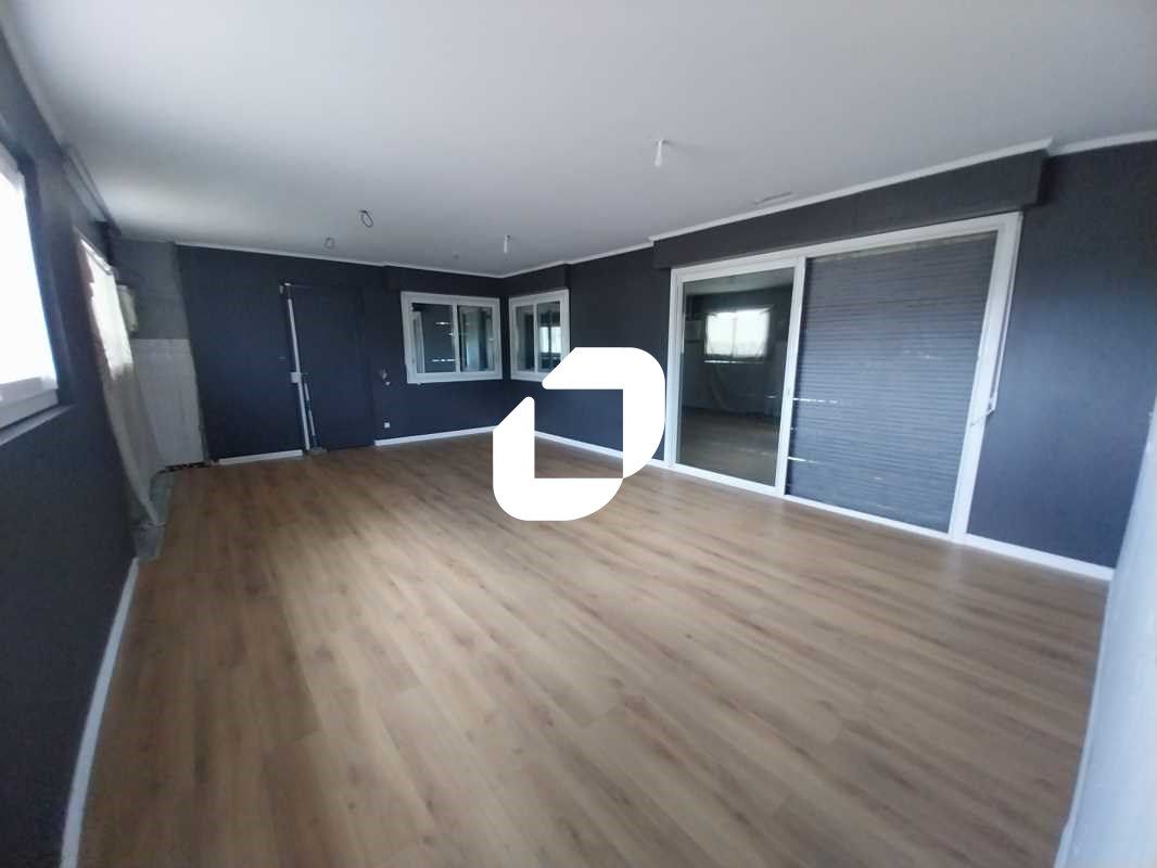 Sur un axe très passant d'Eysines, IMMPROVE vous 