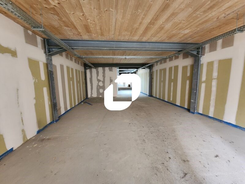 Immeuble indépendant en pierre de taille - 358 m²