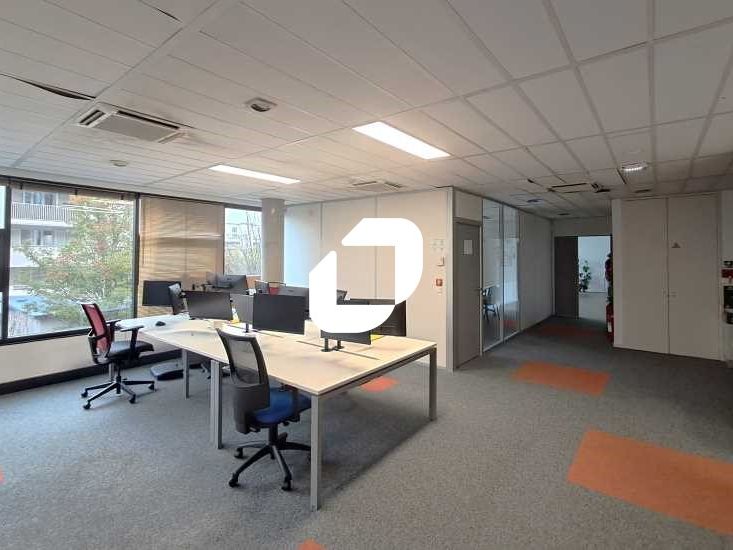 Dans le quartier dynamique de la Bastide à Bordea