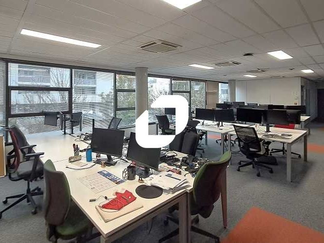 Dans le quartier dynamique de la Bastide à Bordea