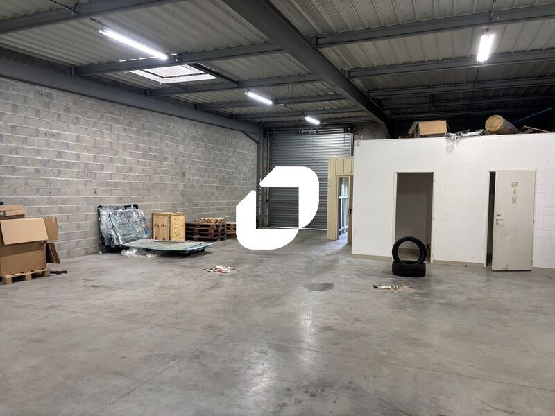 Situé sur la commune du Haillan en sortie rocade 