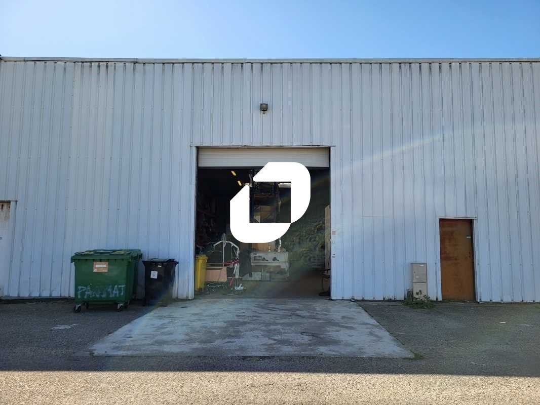 Au sein de la zone commercial Pessac Bersol et à 