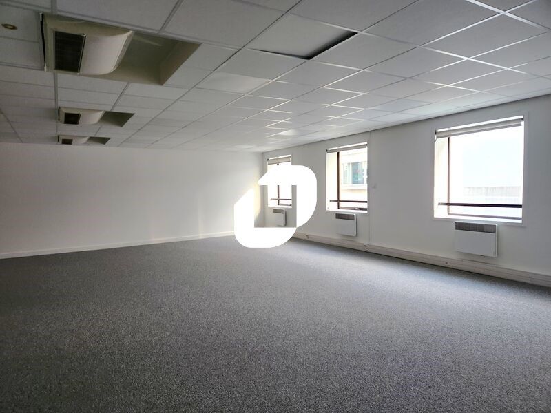 Situé à proximité immédiate de la gare, IMMPROVE 