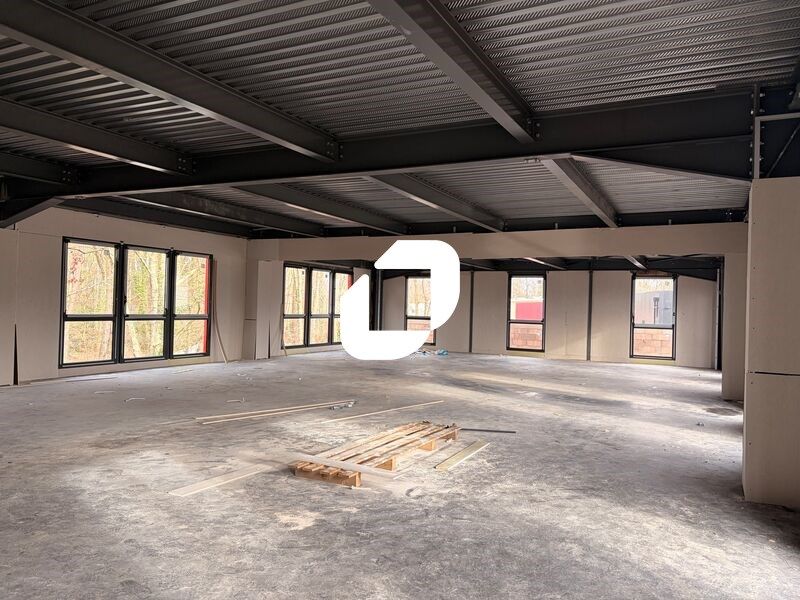 A proximité immédiate de Haut-Lévêque dans un env