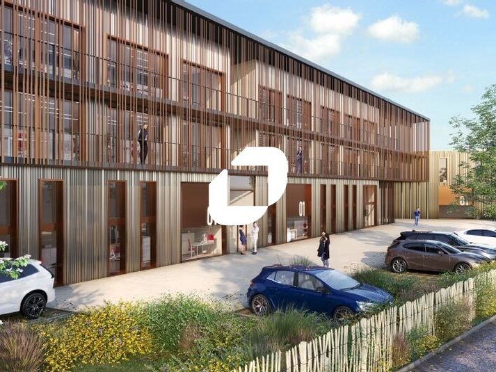 Sur un axe passant, à proximité de l'aéroport, IM