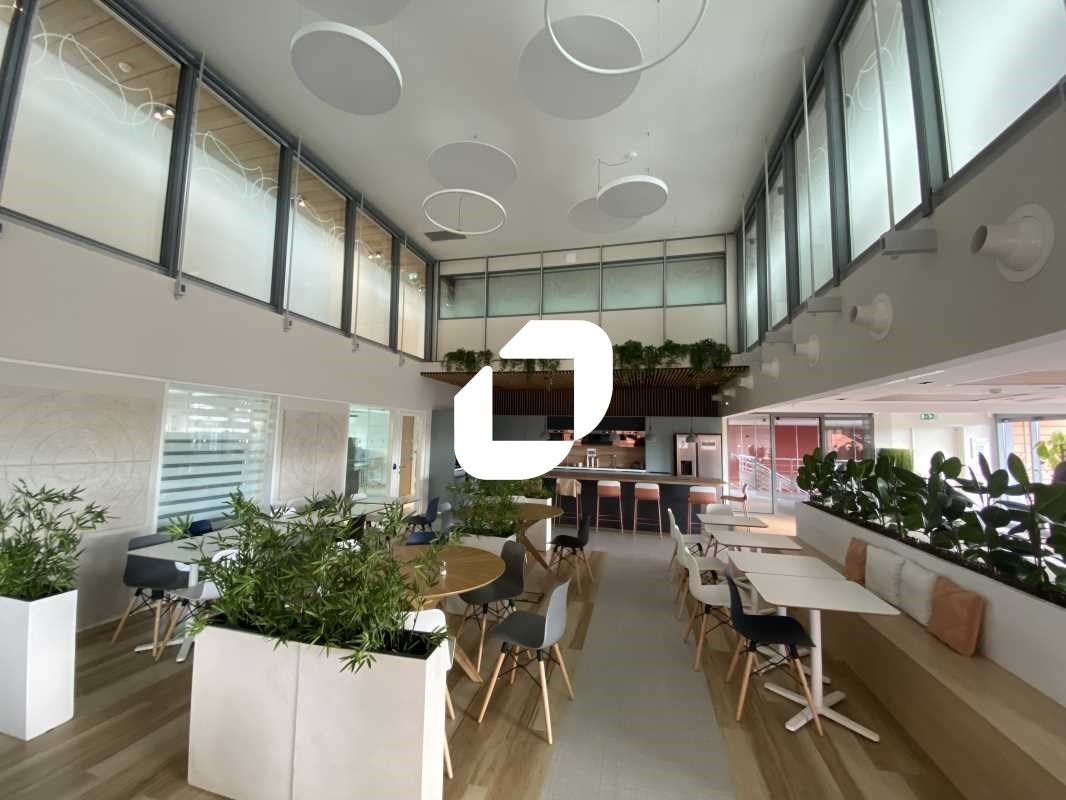 Immprove vous propose 366 m² de bureaux à louer,
