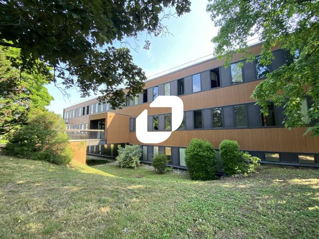 En plein coeur du pôle économique de la TECHLID, 