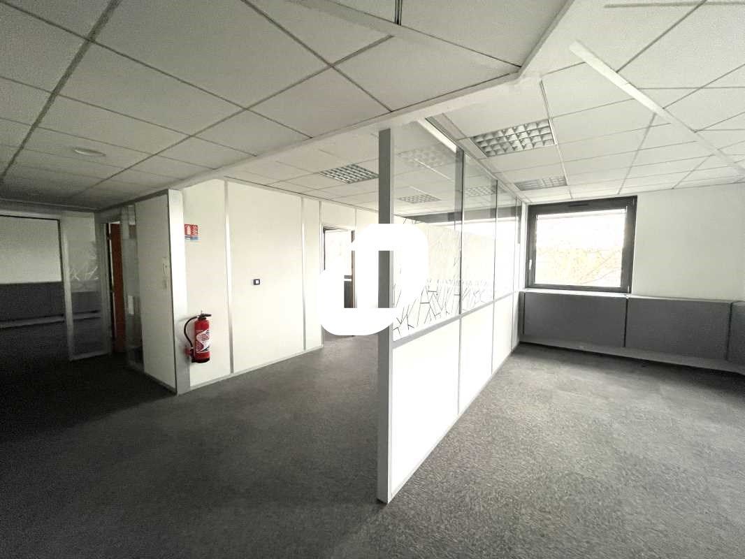 Lyon 3ème, dans un très bel immeuble situé à prox