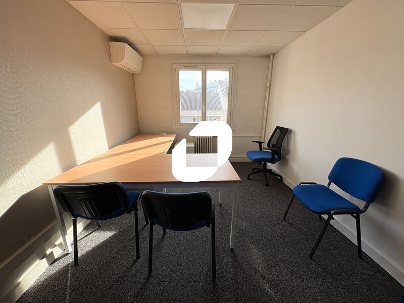 IMMPROVE vous propose des bureaux à louer de 335 