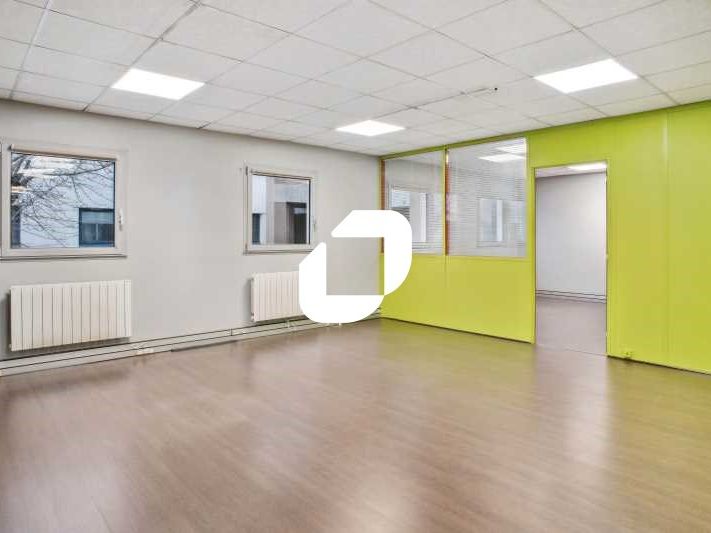 Villeurbanne, dans le Parc d'Activités "Actimart 