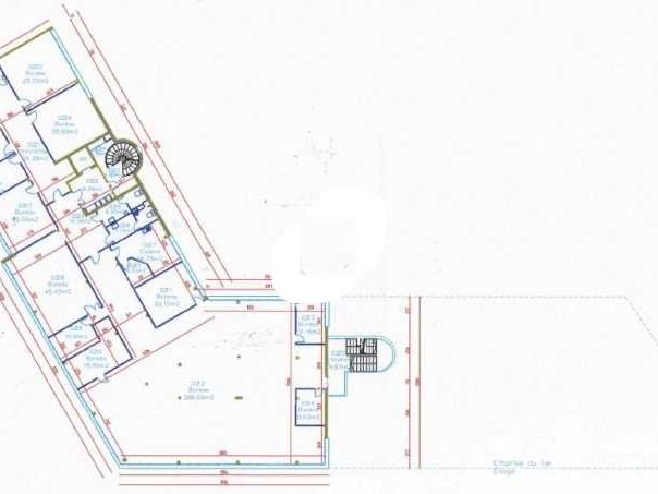 Location bureaux 899 m² divisibles à partir de 215 m²