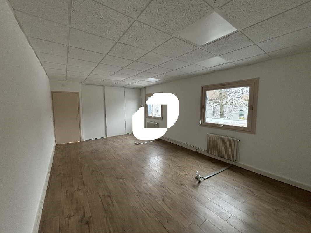 Immprove vous propose à la location, des bureaux 