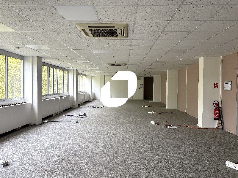 Immprove vous propose plusieurs surfaces de burea