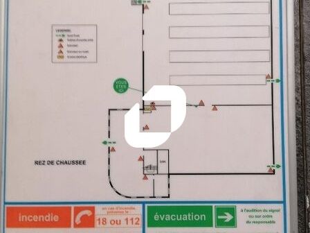 Location entrepots 1500 m² non divisibles