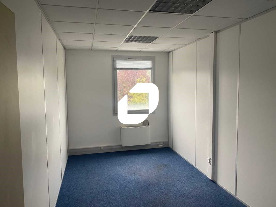 Immprove vous propose deux plateaux de bureaux di