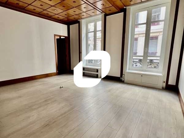 Immprove vous propose de découvrir ces bureaux de