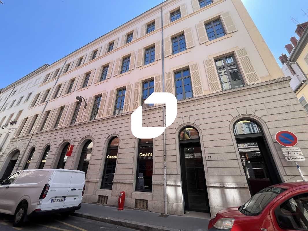 Immprove vous propose à la location 611 m² de bur