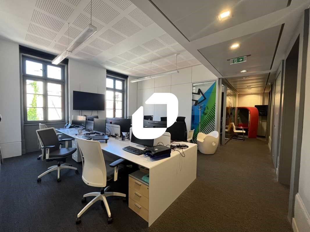 Immprove vous propose à la location 611 m² de bur