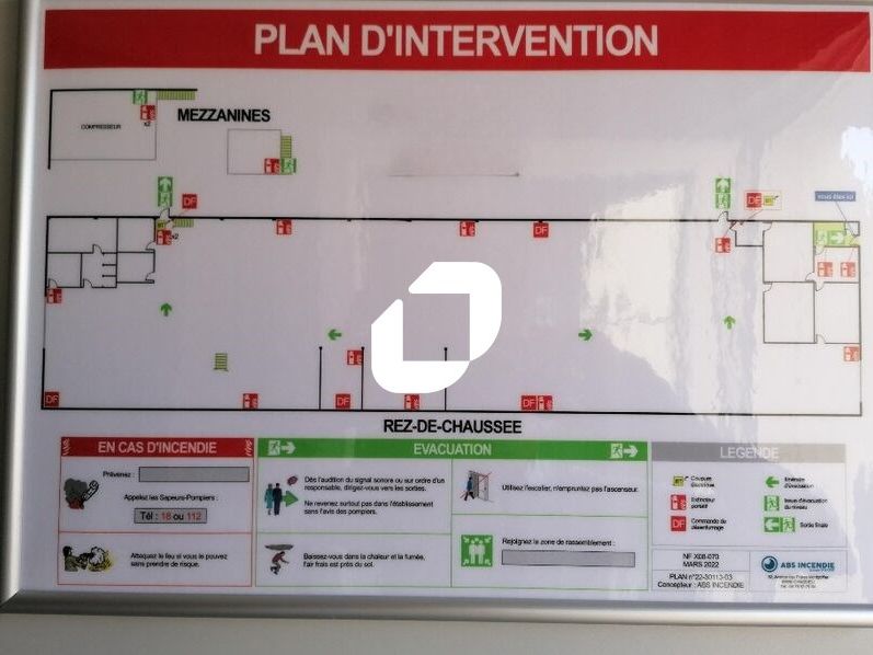 Location entrepots 1200 m² non divisibles
