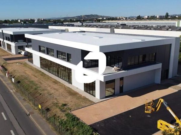 IMMPROVE vous propose à la location un bâtiment p