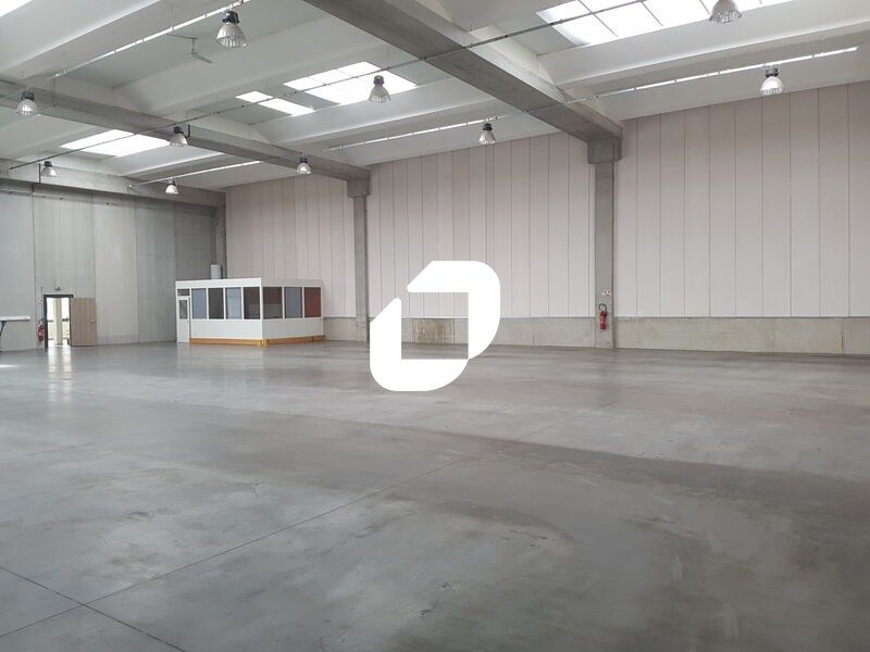 Immprove vous propose à louer sur site sécurisé, 