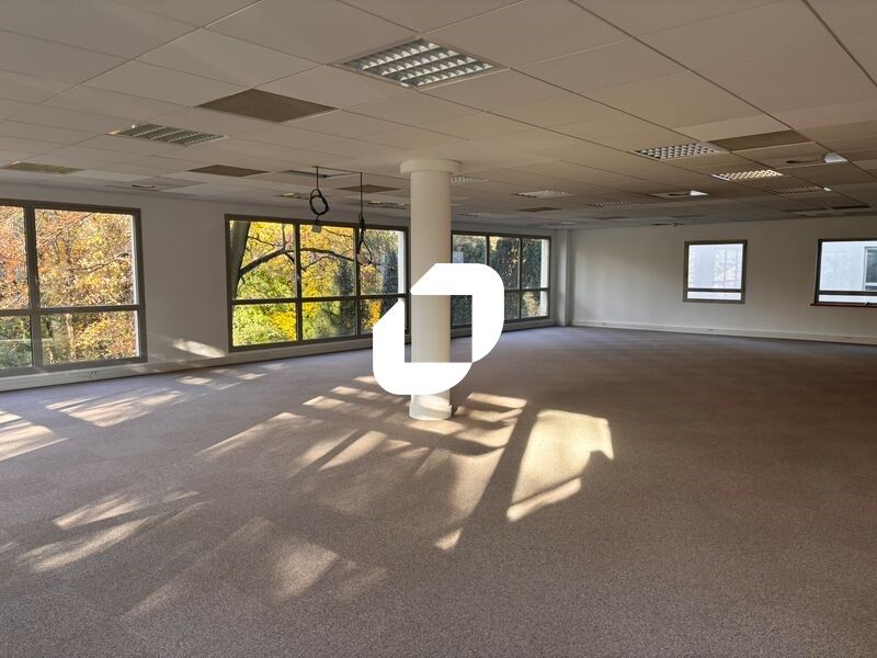 Immprove vous propose plusieurs surfaces de burea