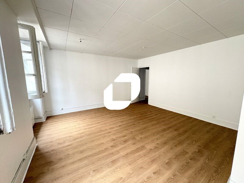 IMMPROVE vous propose des bureaux à louer situés 