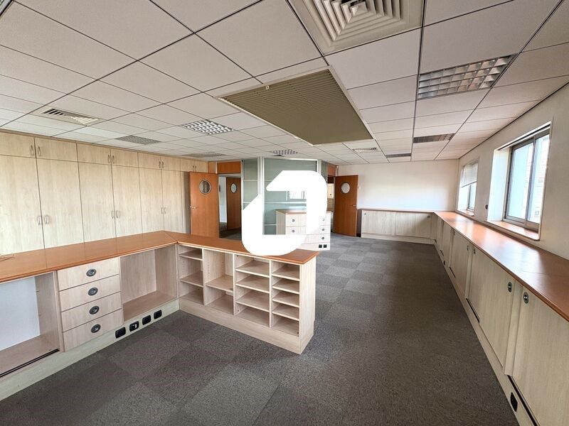 IMMPROVE vous propose des bureaux à louer de 177 