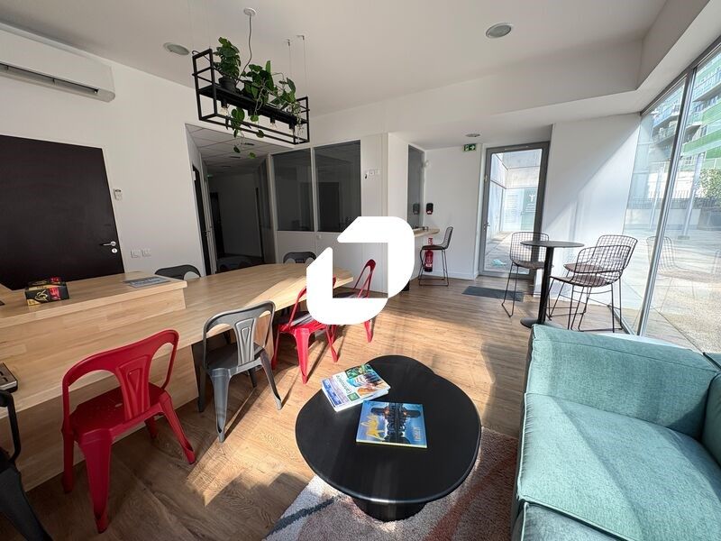 IMMPROVE vous propose 120 m² de bureaux situés en