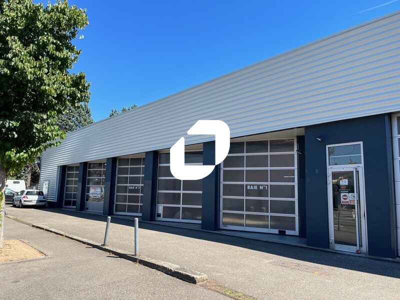 IMMPROVE vous propose à Vénissieux, un local d'ac