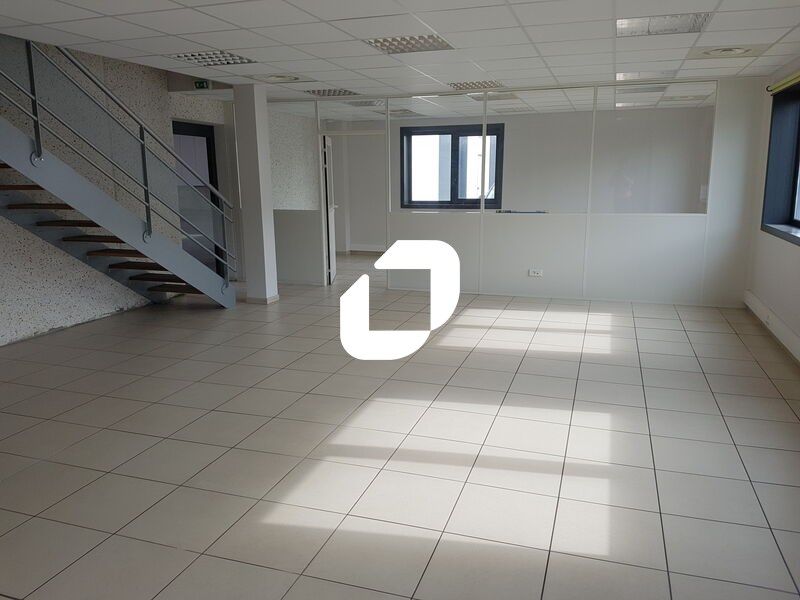 Immprove vous propose à louer sur site sécurisé,