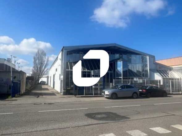 Immprove vous propose à la location sur la ZI de 