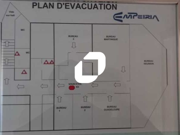 Location bureaux 204 m² non divisibles