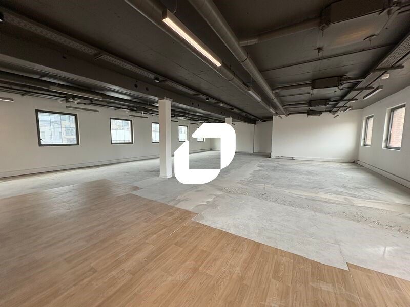 IMMPROVE vous propose des bureaux dans un immeubl