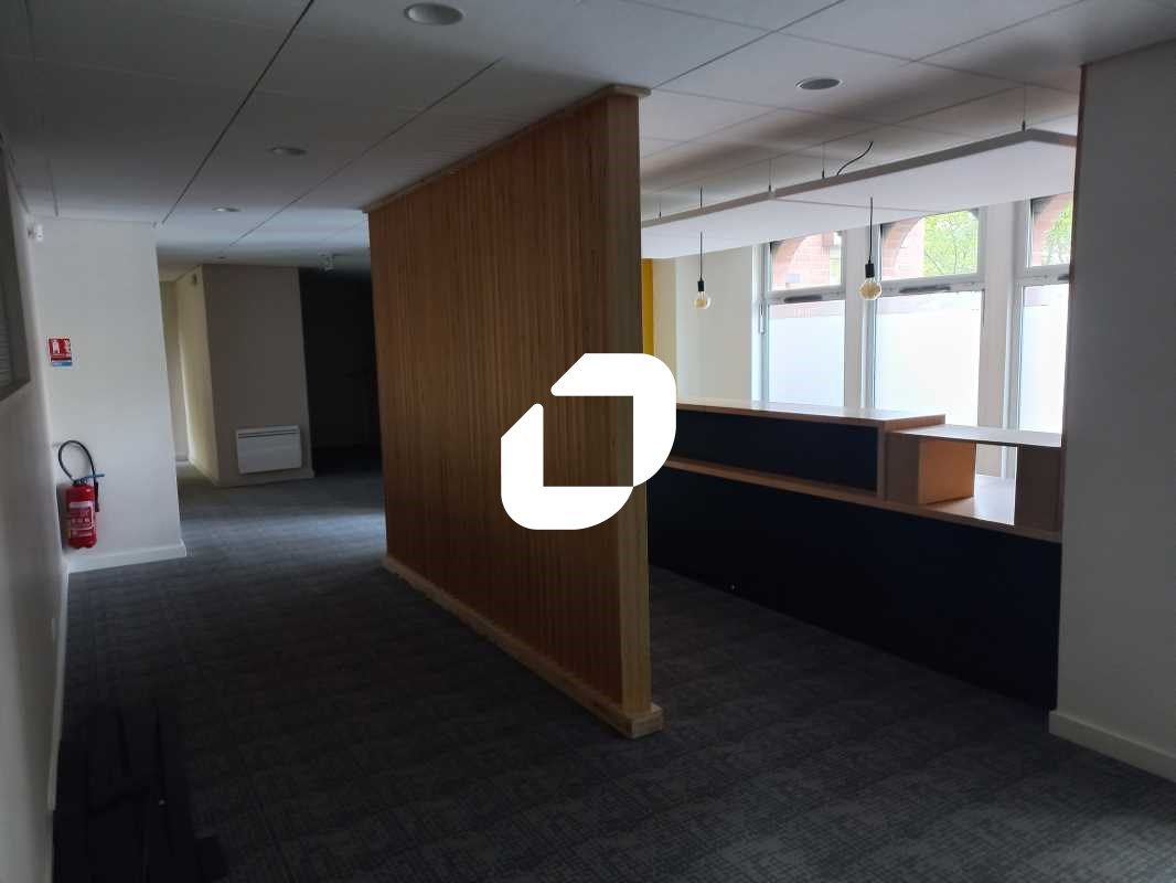 Immprove vous propose à l'achat au Croisé Laroche