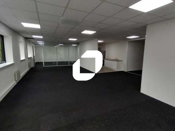 Immprove vous propose à la location, dans un bâti