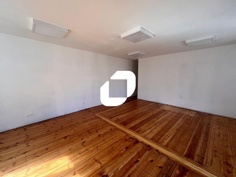 IMMPROVE vous propose à la vente des bureaux à La