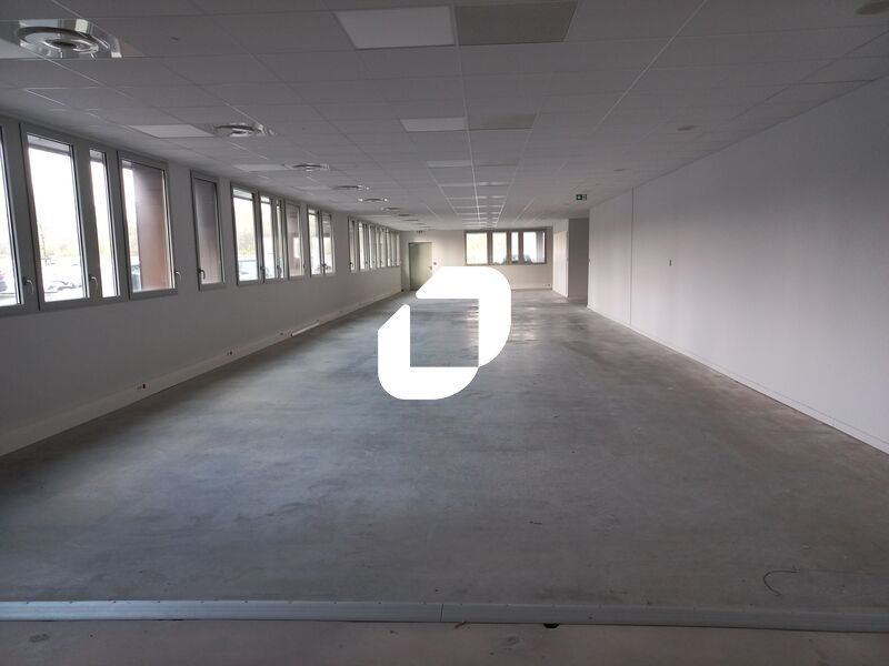 Immprove vous propose des bureaux situés en rez-d