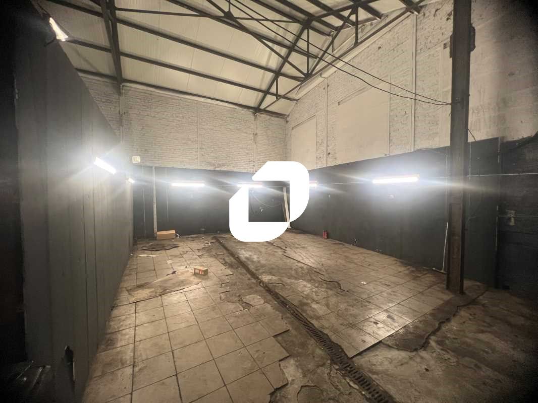 IMMPROVE vous propose à Saint Saulve, un local d'