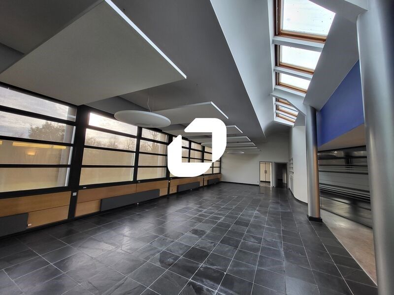 Immprove vous propose un bâtiment indépendant à l