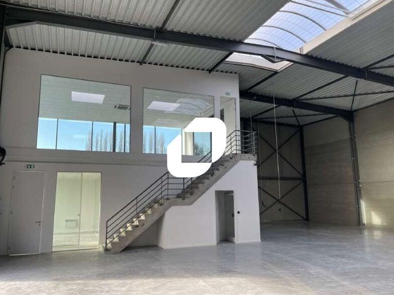 Immprove vous propose à la location, de très beau