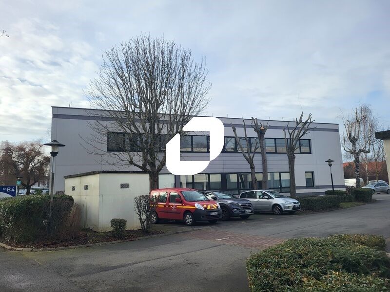 IMMPROVE vous propose à la location un immeuble d