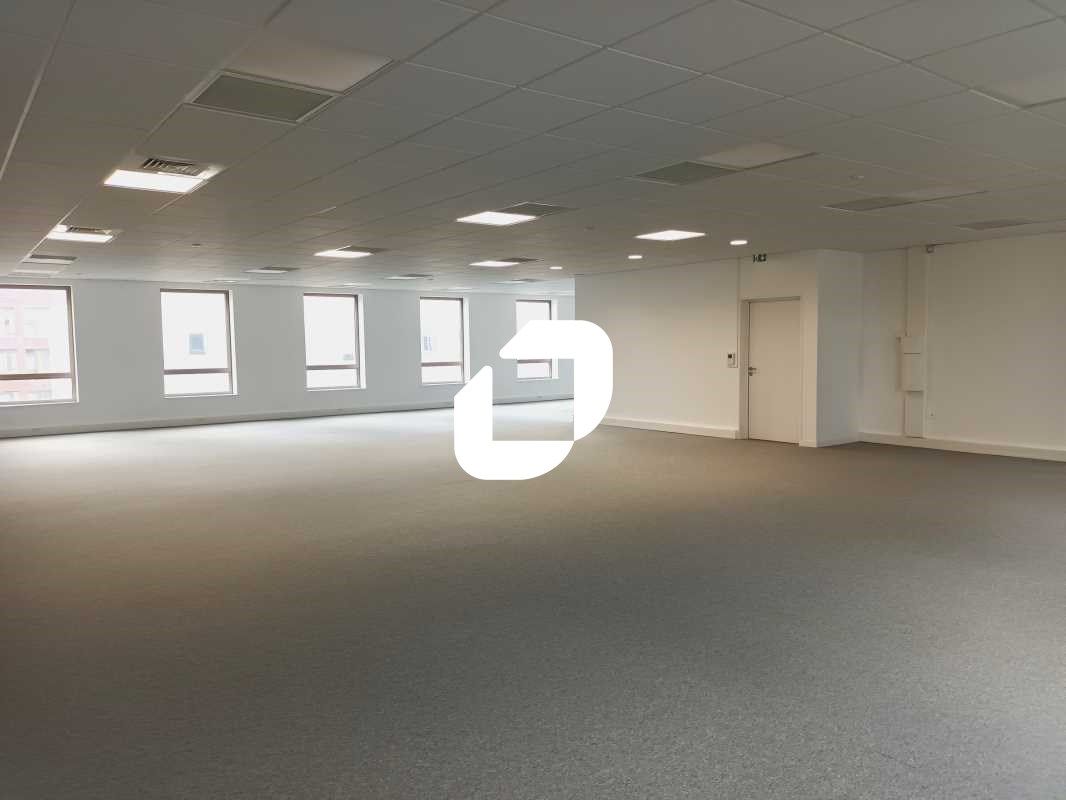 IMMPROVE vous propose plusieurs surfaces de burea