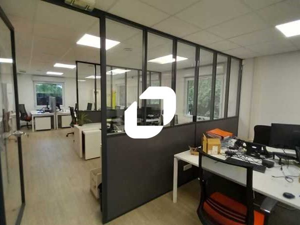 Immprove vous propose à la location, dans un empl