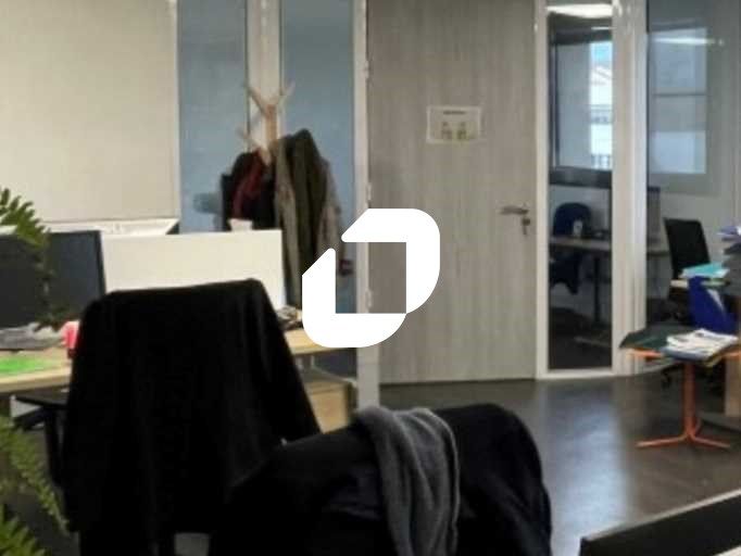 Immprove vous propose un bureau de 167 m² sur la 