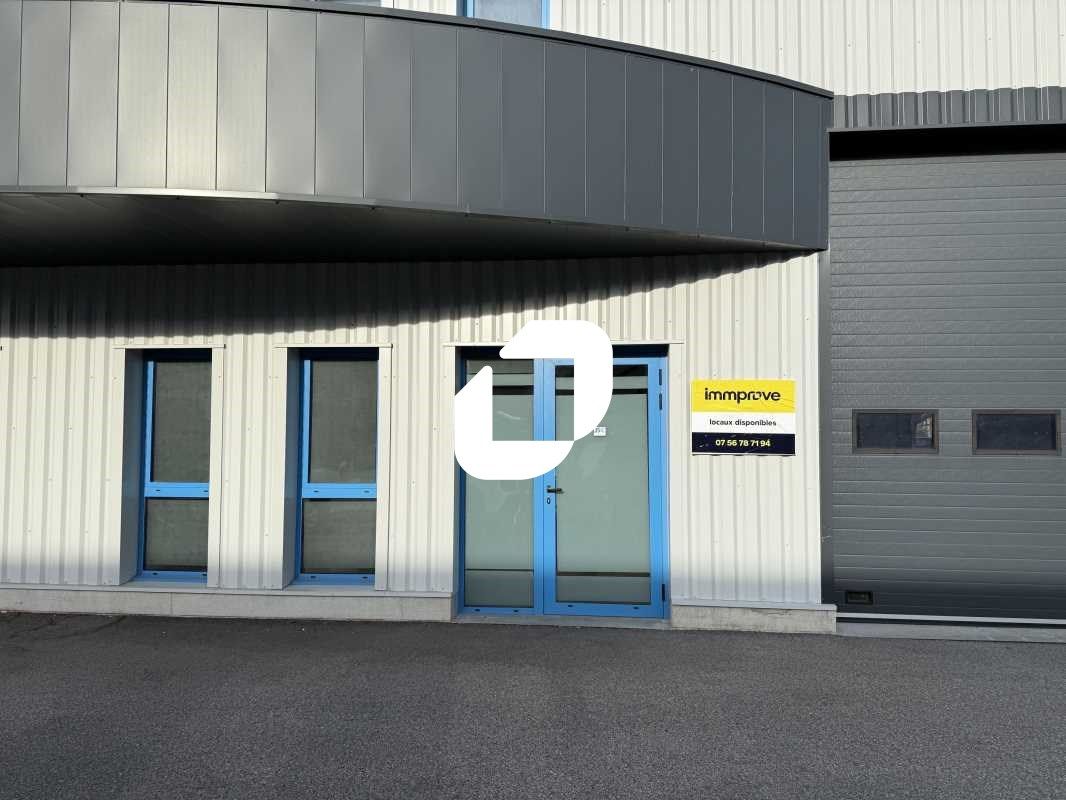 À Voreppe, dans la zone d'activités dynamique, Im